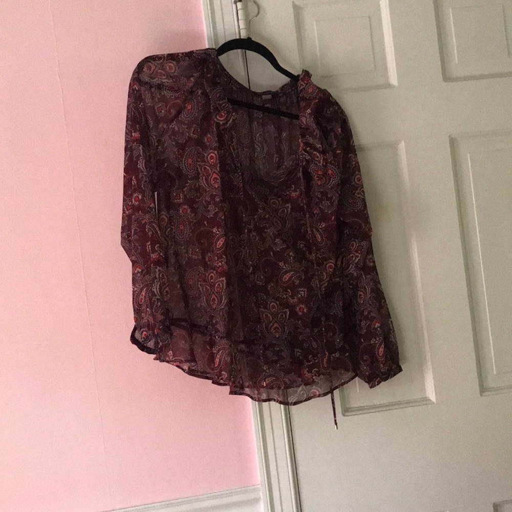 Cute shirt never worn isn’t my style